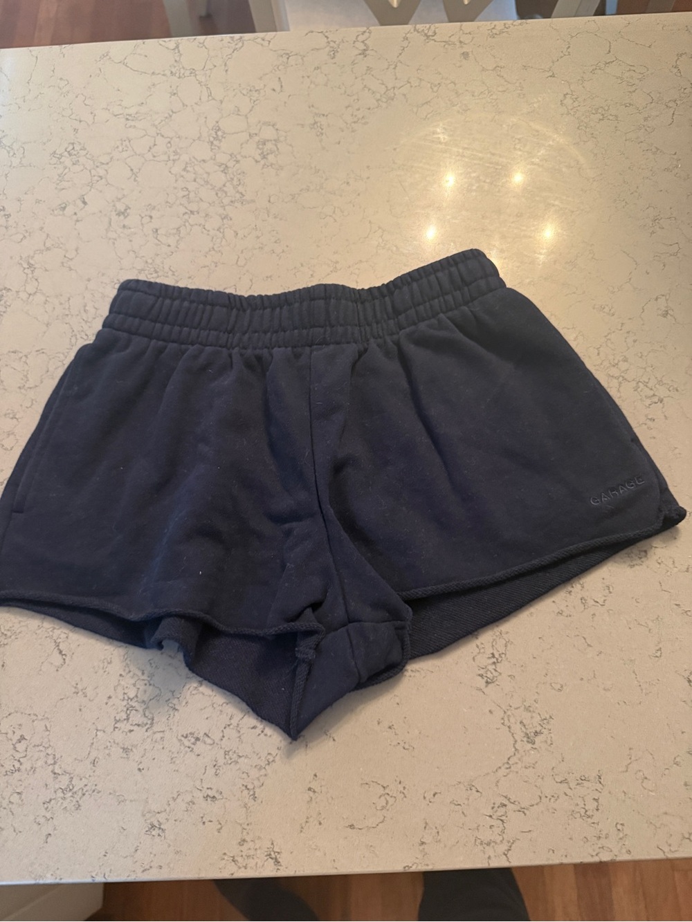 Garage sweat shorts - black